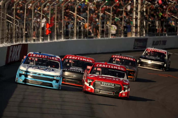 Parker Kligerman, Henderson Motorsports Chevrolet, Corey Heim, TRICON Garage Toyota