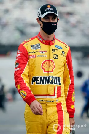 Joey Logano, Team Penske, Ford Mustang Shell Pennzoil