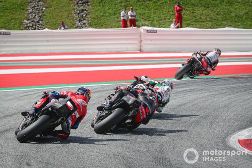 Lorenzo Savadori, Aprilla Racing Team