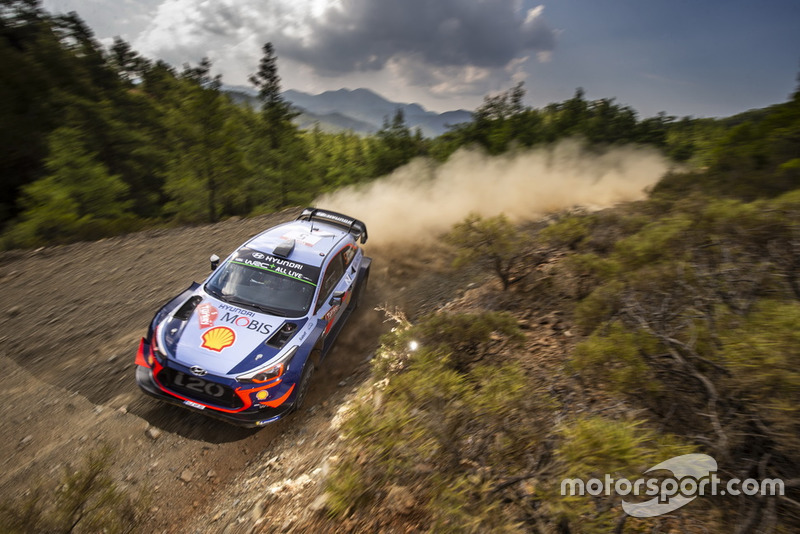 Thierry Neuville, Nicolas Gilsoul, Hyundai Motorsport Hyundai i20 Coupe WRC