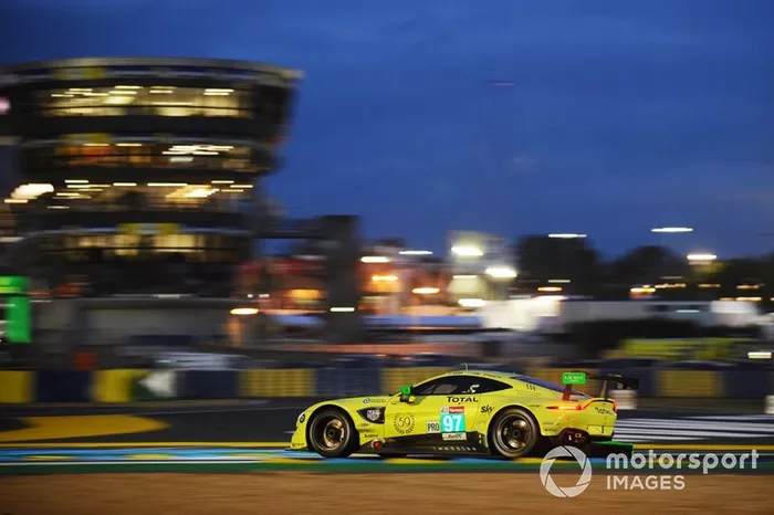#97 Aston Martin Racing Aston Martin Vantage AMR: Alex Lynn, Maxime Martin, Jonathan Adams
