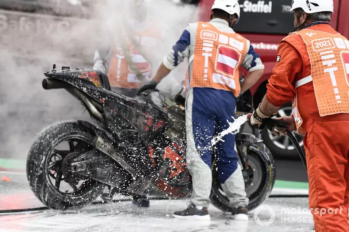 Incendio de las motos de Dani Pedrosa y Lorenzo Savadori