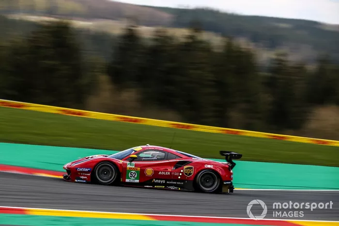 #52 AF Corse Ferrari 488 GTE EVO: Daniel Serra, Miguel Molina 