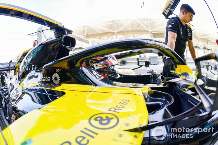 Esteban Ocon, Renault F1 Team R.S. 19 