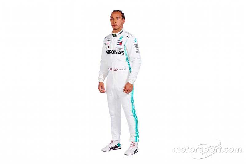Lewis Hamilton szerelése