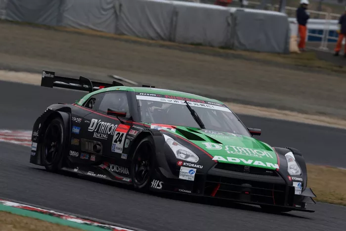 #24 D'station ADVAN GT-R｜2014年
