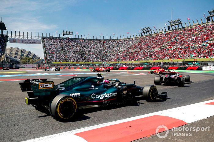 Sebastian Vettel, Aston Martin AMR21