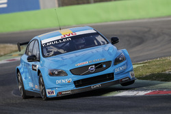 Yvan Muller, Polestar Cyan Racing, Volvo S60 Polestar TC1, development driver