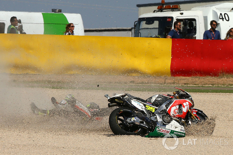 Cal Crutchlow, Team LCR Honda, caída