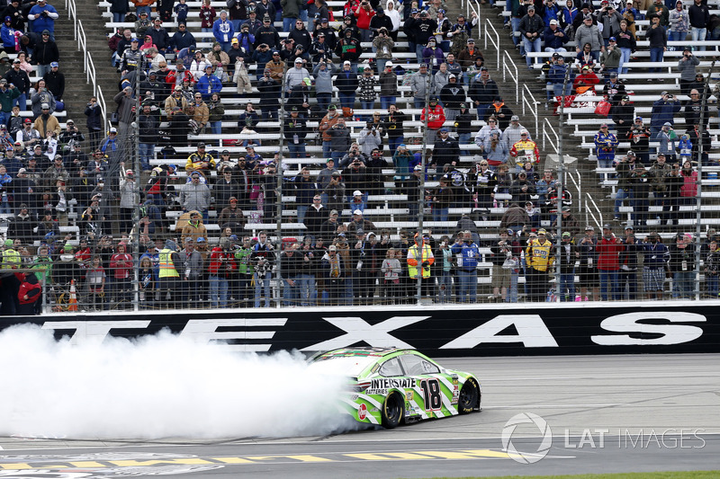 1. Kyle Busch, Joe Gibbs Racing, Toyota Camry Interstate Batteries