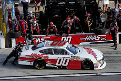 Pit stop, Cole Custer, Stewart-Haas Racing with Biagi-Denbeste Racing Ford Mustang