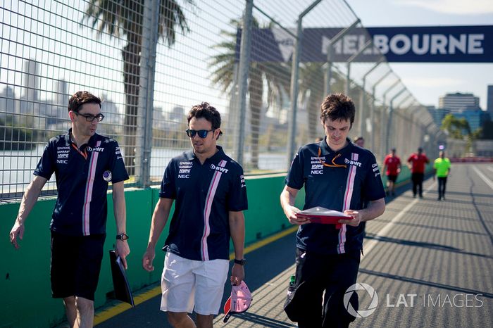 Sergio Perez, Force India walks the track