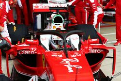 Sebastian Vettel, Ferrari SF16-H running the Halo cockpit cove