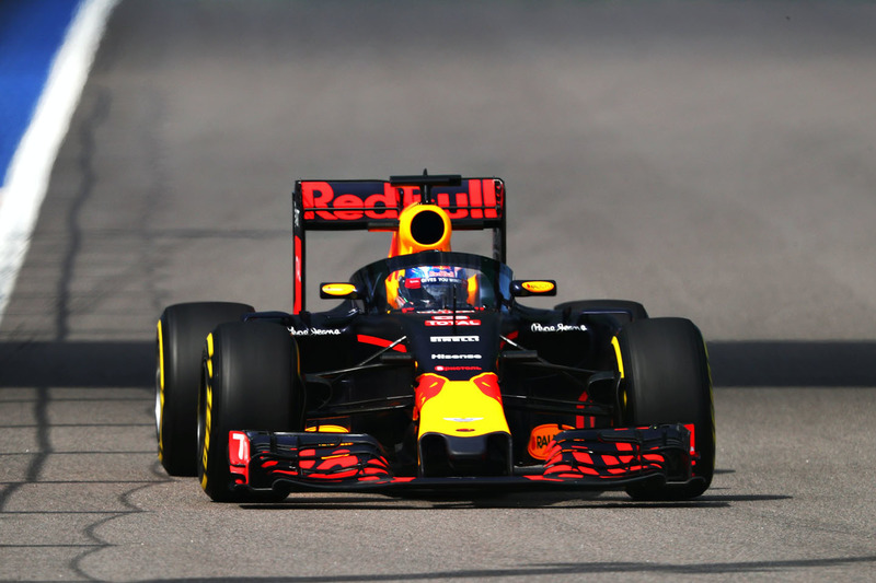 Daniel Ricciardo, Red Bull Racing RB12 mit dem Aeroscreen