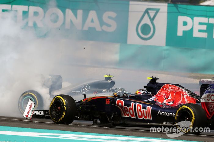 Primeros instantes del GP de Malasia