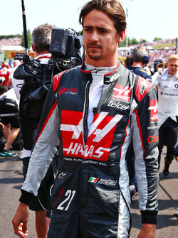 Esteban Gutierrez, Haas F1 Team on the grid