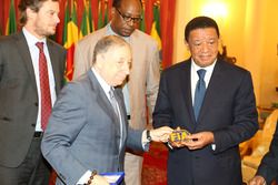 Jean Todt, FIA-president, met de Ethiopische president Mulatu Teshome