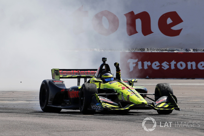 Le vainqueur Sébastien Bourdais, Dale Coyne Racing with Vasser-Sullivan Honda