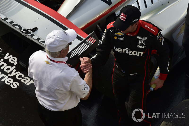 Roger Penske and Will Power, Team Penske Chevrolet celebrate the win in Victory Lane