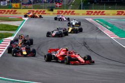 Kimi Raikkonen, Ferrari SF71H, Max Verstappen, Red Bull Racing RB14, Daniel Ricciardo, Red Bull Racing RB14, Kevin Magnussen, Haas F1 Team VF-18, Carlos Sainz Jr., Renault Sport F1 Team R.S. 18