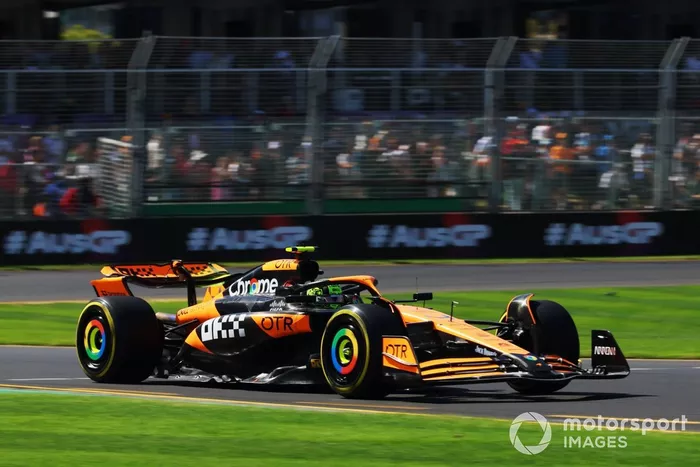 Oscar Piastri, McLaren MCL38 