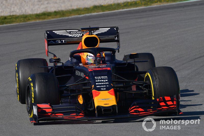 Max Verstappen, com o RB15, ficou no sexto posto nesta quarta-feira