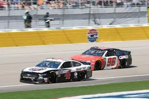 Kevin Harvick, Stewart-Haas Racing, Ford Mustang Jimmy John's Parker Kligerman, Gaunt Brothers Racing, Toyota Camry Gaunt Brothers Racing