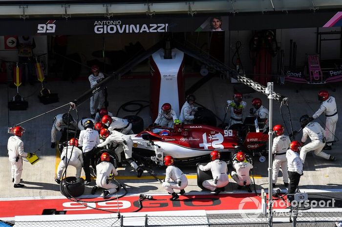 Antonio Giovinazzi, Alfa Romeo Racing C38, pit stop 