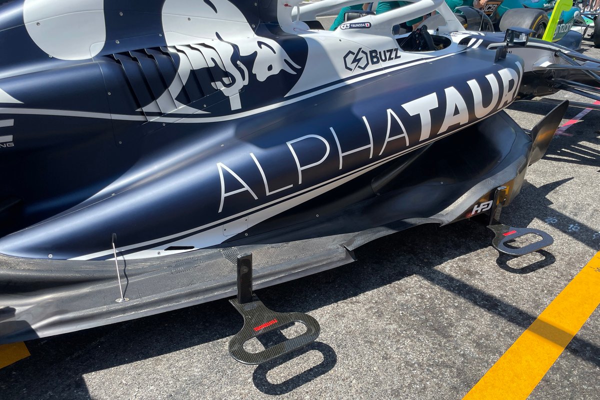 Gros plan sur l'AlphaTauri AT03