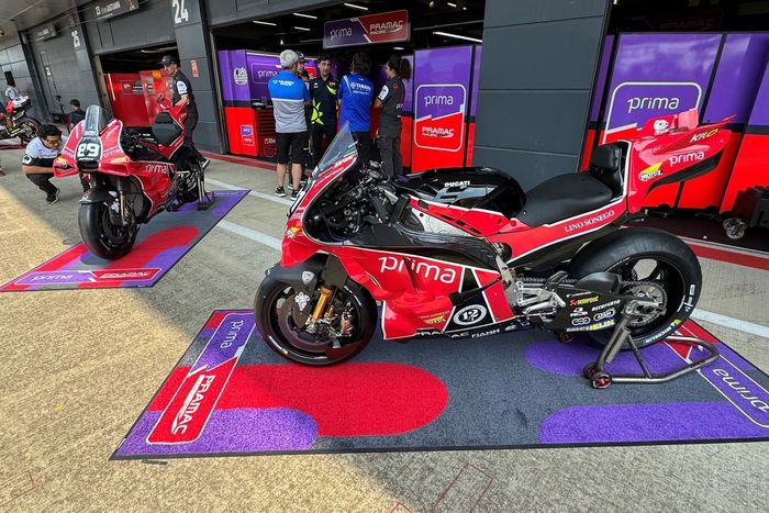 Distintivos de la moto Pramac Racing