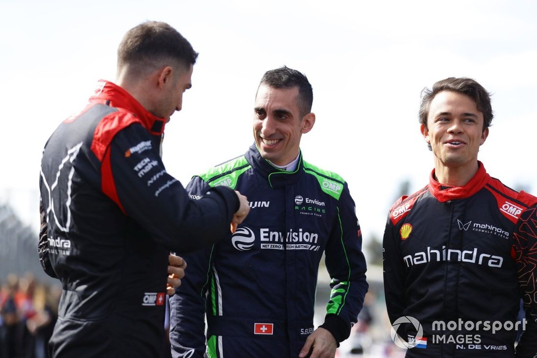 Sebastien Buemi, Envision Racing, Edoardo Mortara, Mahindra Racing, Nyck de Vries, Mahindra Racing