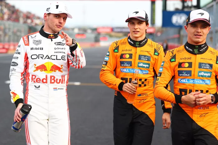 Lando Norris, McLaren, Oscar Piastri, McLaren, Max Verstappen, Red Bull Racing