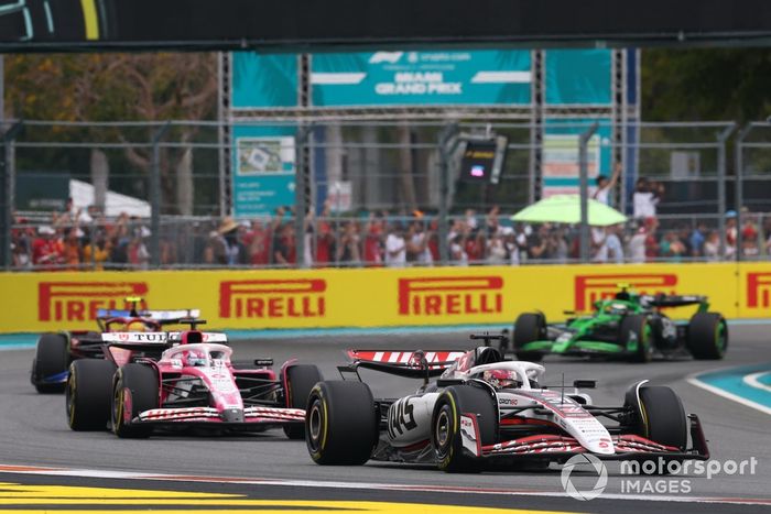 Lewis HamiltonFerrariEsteban OconHaas F1 TeamIsack HadjarRacing Bulls Team