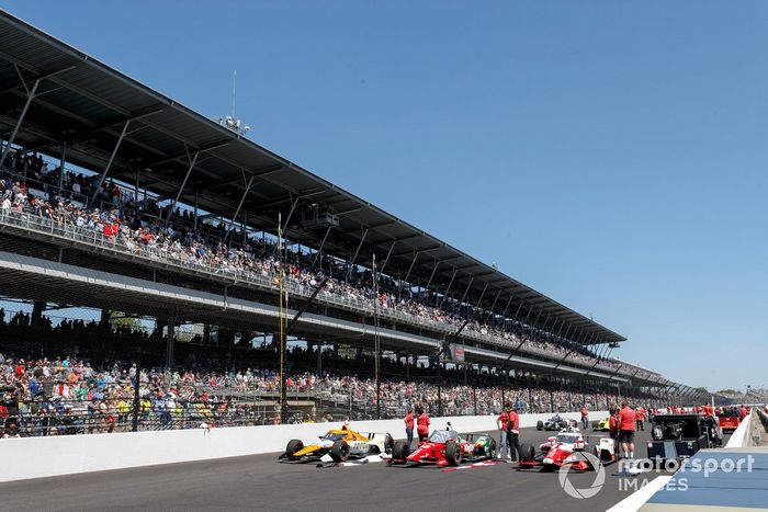Patricio O'Ward, Arrow McLaren SP Chevrolet, Graham Rahal, Rahal Letterman Lanigan Racing Honda, JR Hildebrand, A.J. Foyt Enterprises Chevrolet