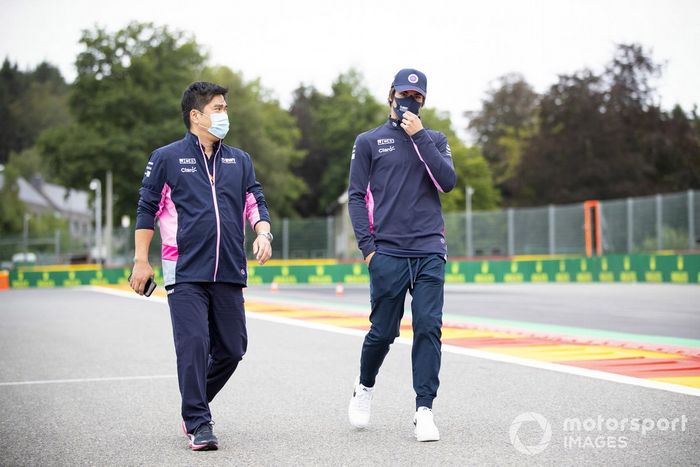 Lance Stroll, Racing Point, recorre la pista de Spa