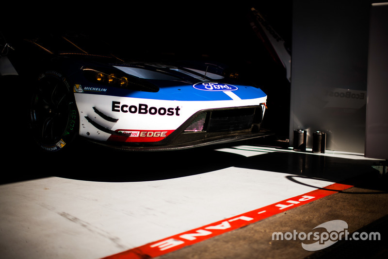 #66 Ford Chip Ganassi Racing Team UK Ford GT: Olivier Pla, Stefan Mücke, Billy Johnson