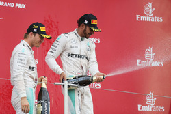 Podium : le vainqueur Nico Rosberg, Mercedes AMG F1, et le troisième Lewis Hamilton, Mercedes AMG F1