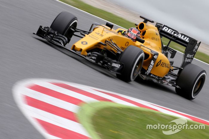 Esteban Ocon, Renault Sport F1 Team, en pruebas en el Circuito de Barcelona Catalunya