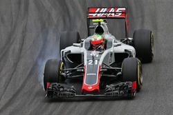 Esteban Gutiérrez, Haas F1 Team VF-16 locks