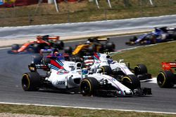 Felipe Massa, Williams FW40, en pits después de un pinchazo