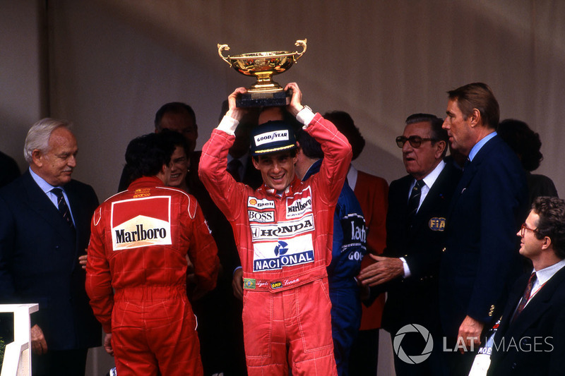 Podium: race winner Ayrton Senna, McLaren, second place Jean Alesi, Ferrari, third place Nigel Mansell, Williams, Jean Marie Balestre,President FISA, HSH Prince Rainier , HSH Princess Stephanie of Monaco, HSH Prince Albert of Monaco, Ron Dennis, McLaren