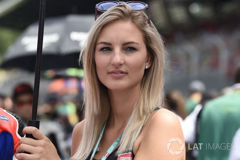 Grid girl