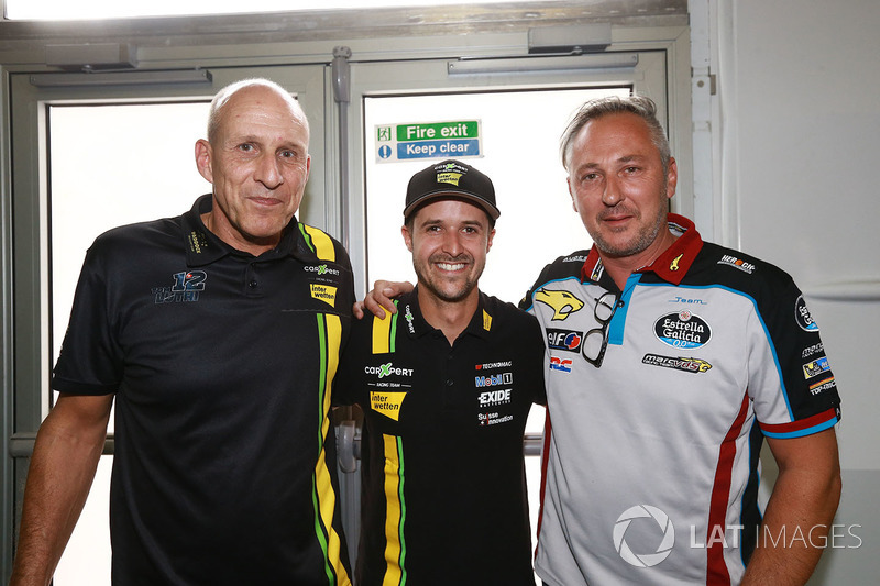 Daniel Epp, Thomas Luthi, Michael Bartholemy, Estrella Galicia 0,0 Marc VDS Team Principal