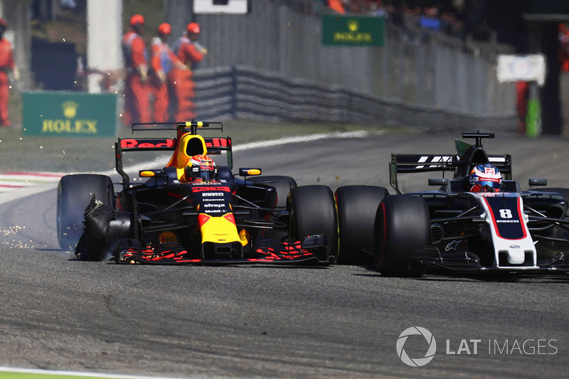 Max Verstappen, Red Bull Racing RB13, collides, Romain Grosjean, Haas F1 Team VF-17