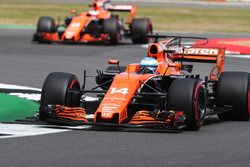 Fernando Alonso, McLaren MCL32, Stoffel Vandoorne, McLaren MCL32