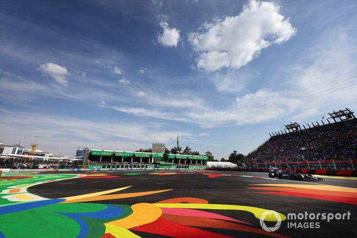 Lewis Hamilton, Mercedes W12