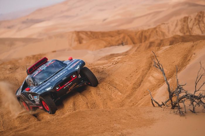 #224 Team Audi Sport Audi: Mattias Ekstrom, Emil Bergkvist