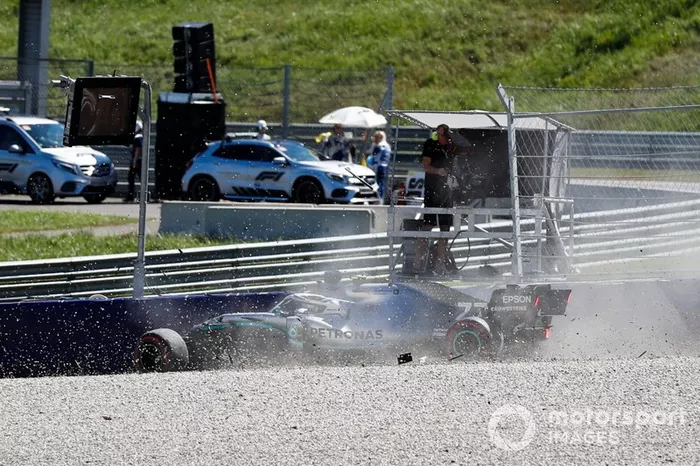 L'accident de Valtteri Bottas, Mercedes AMG W10 