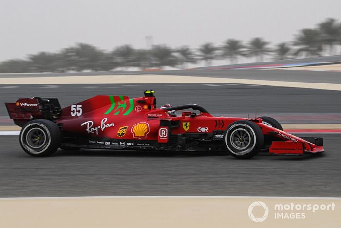 Carlos Sainz Jr., Ferrari SF21