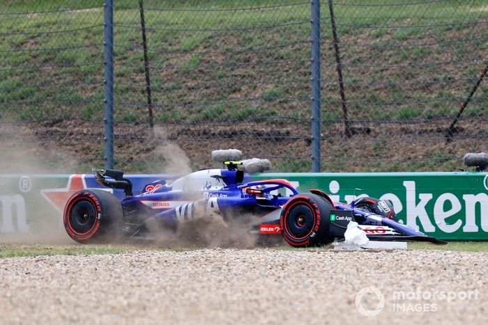 Yuki Tsunoda, RB F1 Team VCARB 01, se cae en la Q3